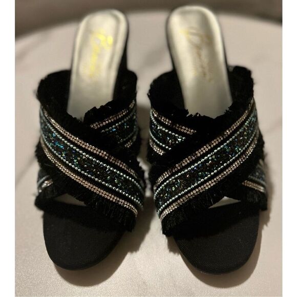 Beacon Sandals Size 9 1/2 - Picture 1 of 7